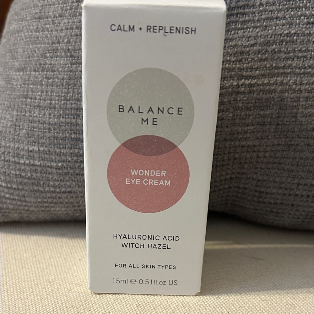 Balance Me Hyaluronic acid, witch hazel eye cream